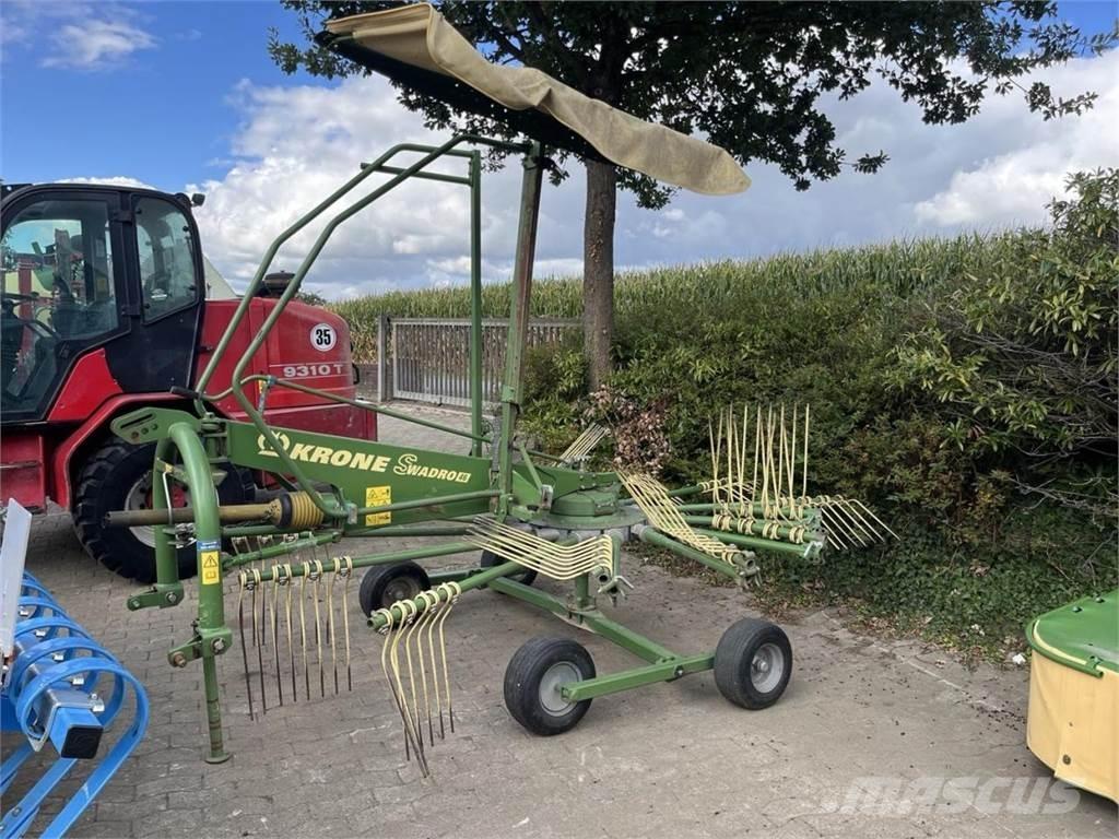 Krone SW 46 堆草機