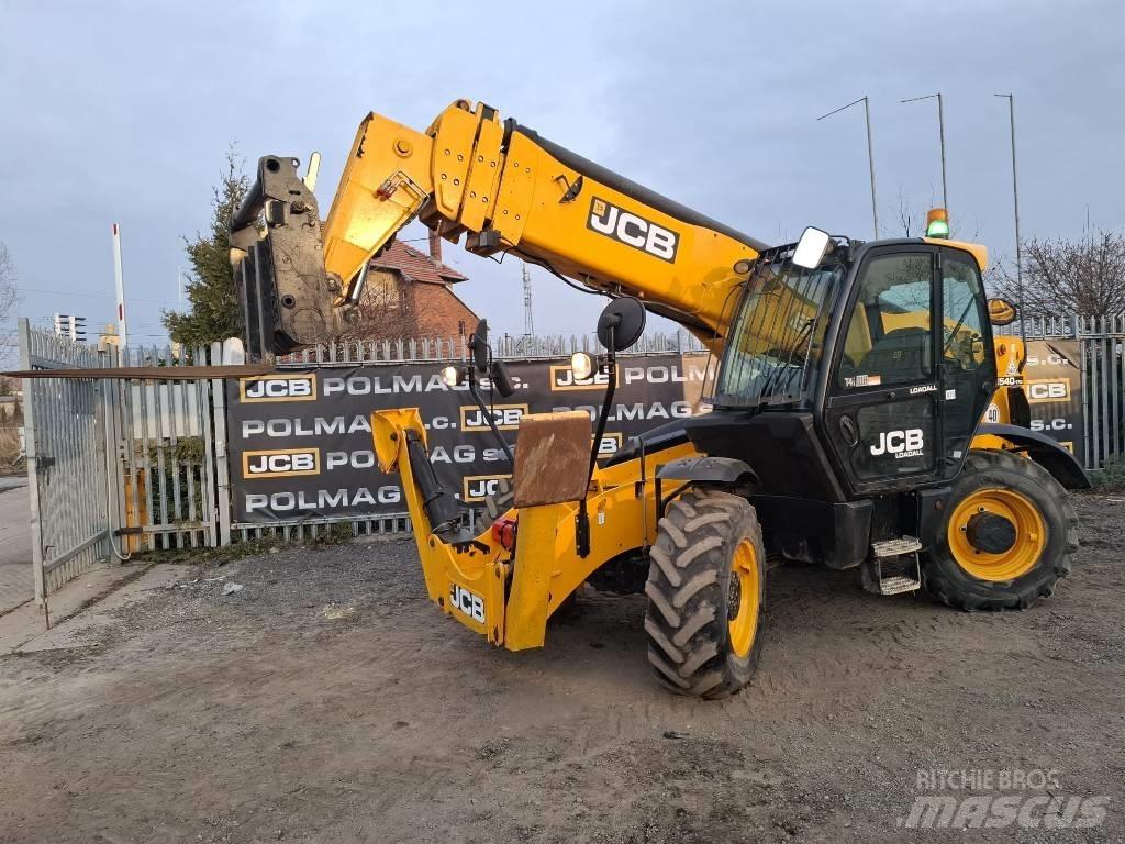 JCB 540-170 伸縮臂操作車