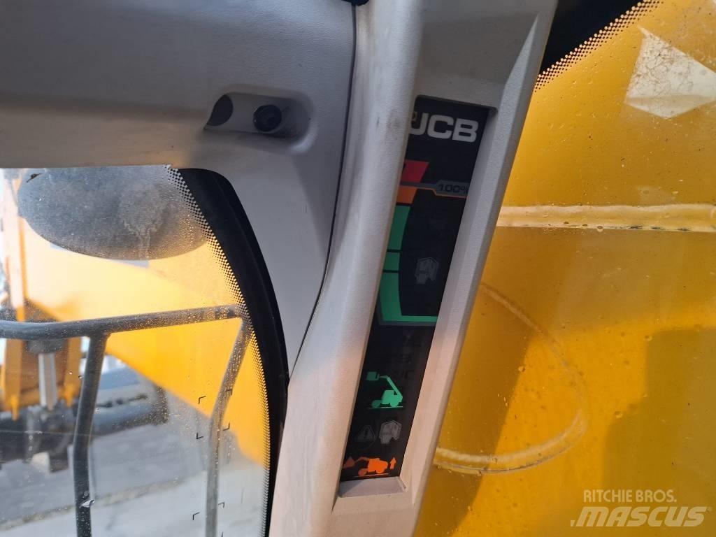 JCB 540-170 伸縮臂操作車