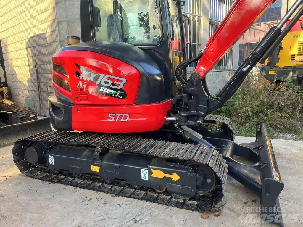 Kubota KX 163 小型挖土機/掘鑿機<7t(小型挖掘機)