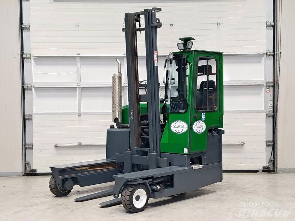 Combilift C3000 鏟裝機