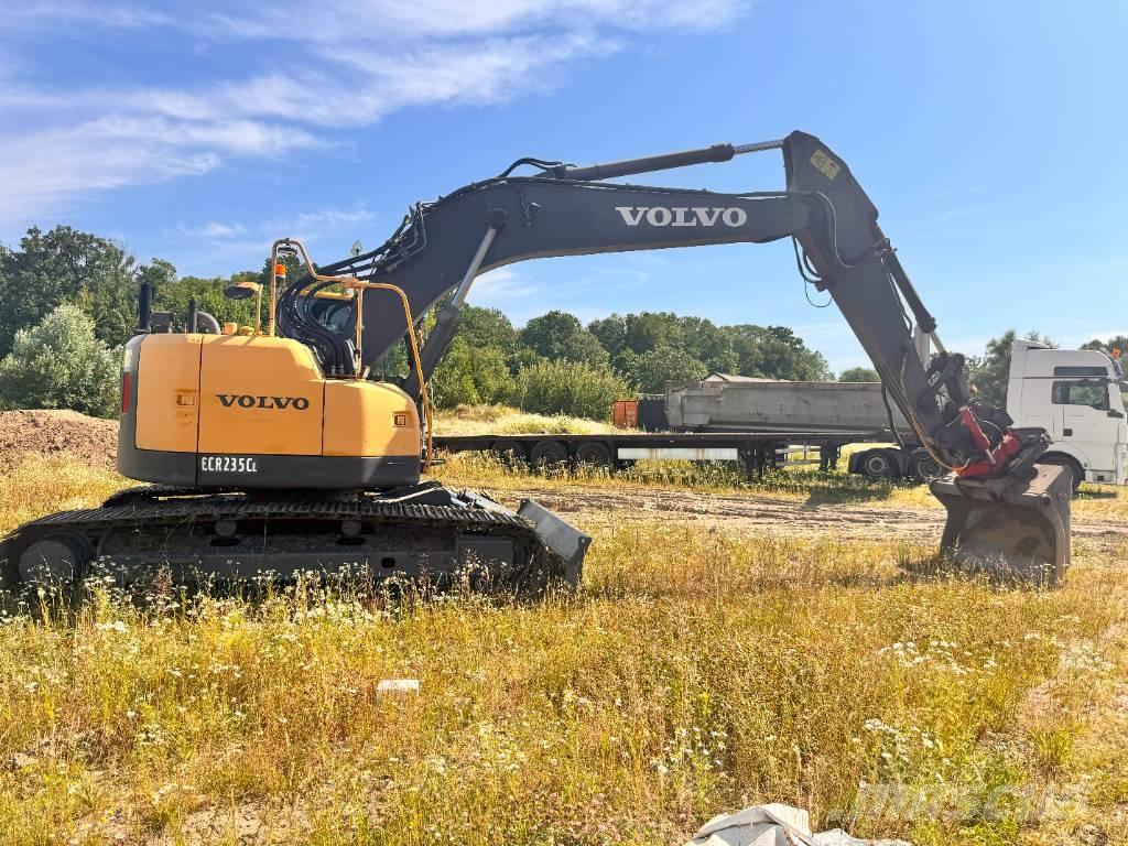 Volvo ECR 235 C L 履帶式 挖土機/掘鑿機/挖掘機