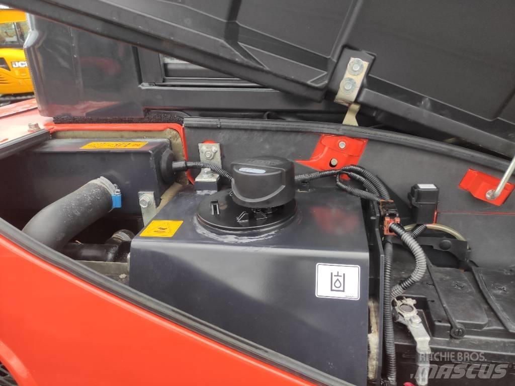 Kubota KX 71-3 小型挖土機/掘鑿機<7t(小型挖掘機)