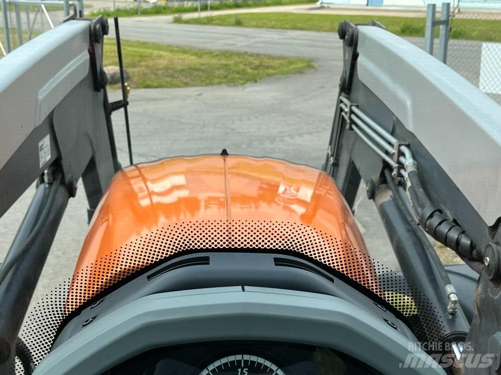 Valtra T174 曳引機