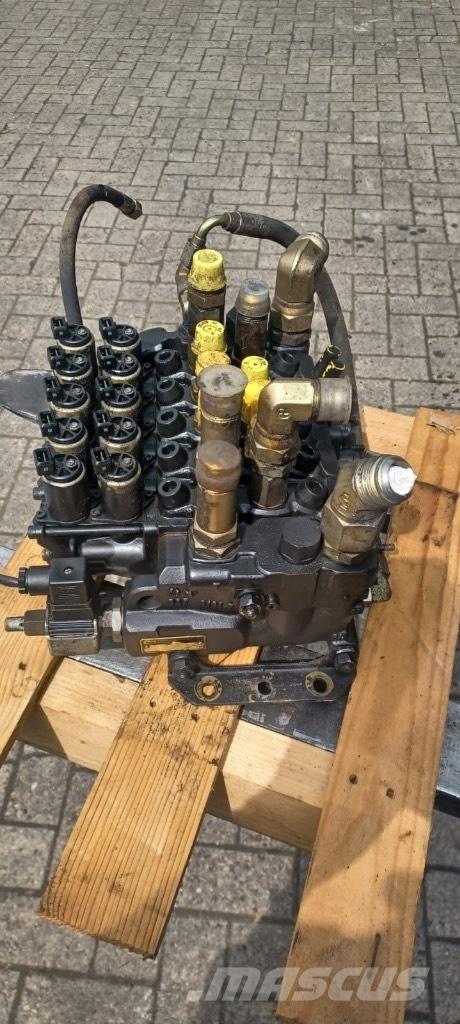 Valmet 911.1 收穫機