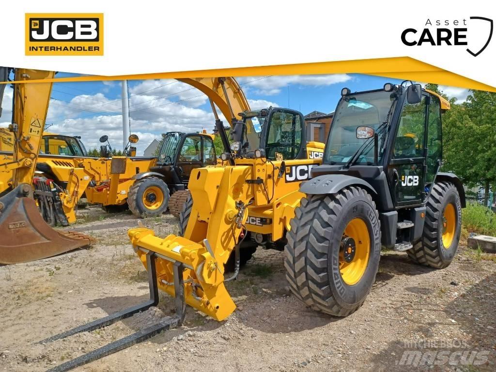 JCB 560-80 Agri Plus 伸縮臂操作車