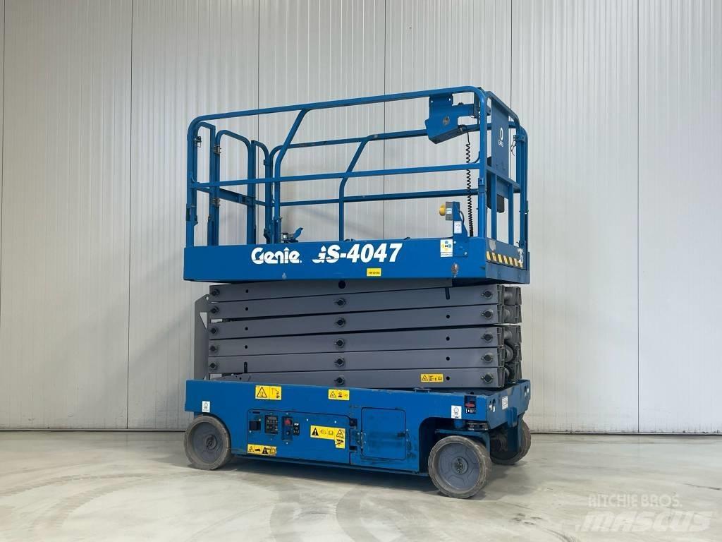 Genie GS-4047 剪式升降機