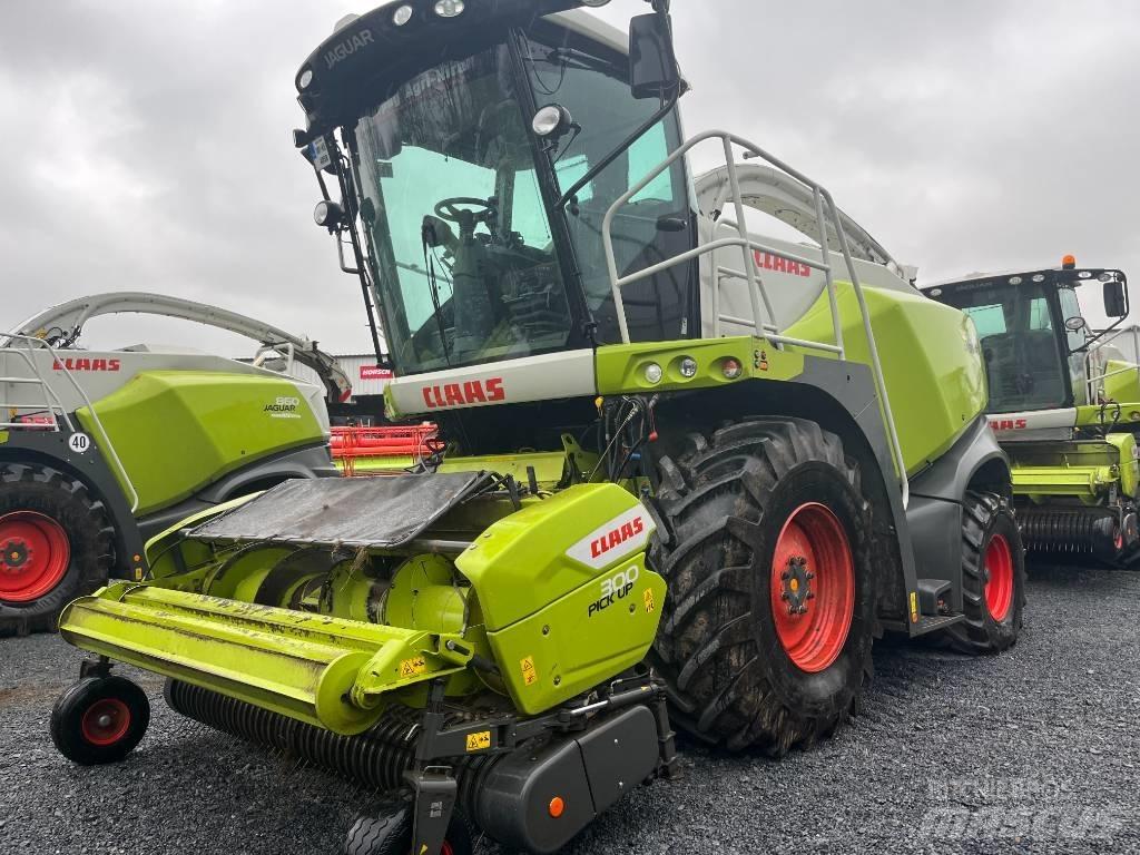 CLAAS Jaguar 840 自走式飼料採集機