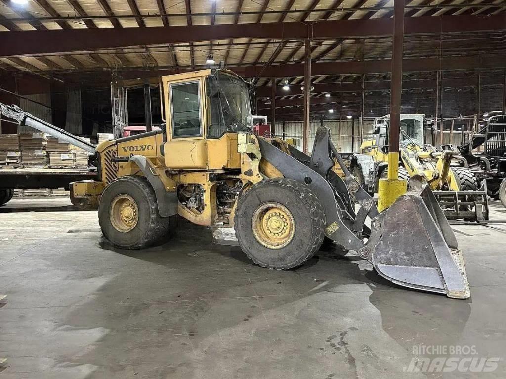 Volvo L 90 E 輪胎式裝載機