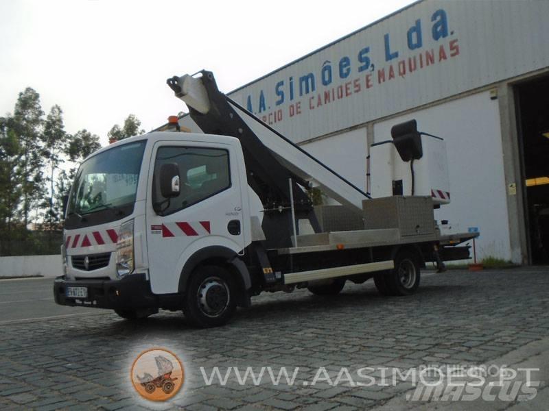 Renault Maxity 卡車裝載高空作業車