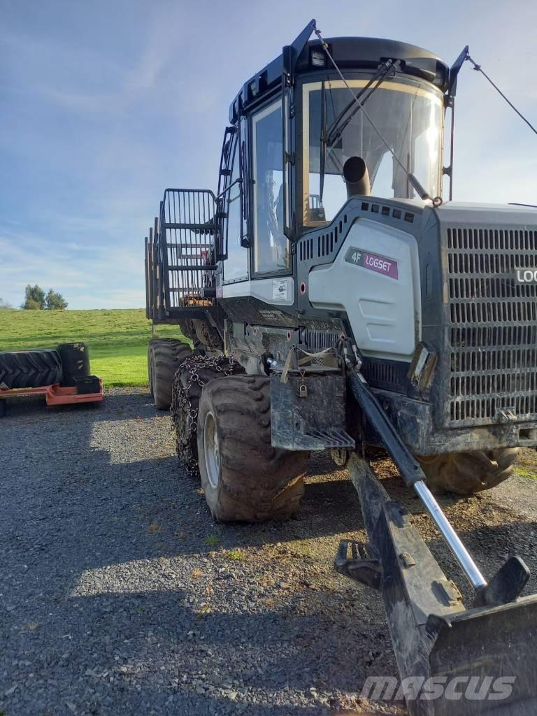 Logset 4 FGT 集運機