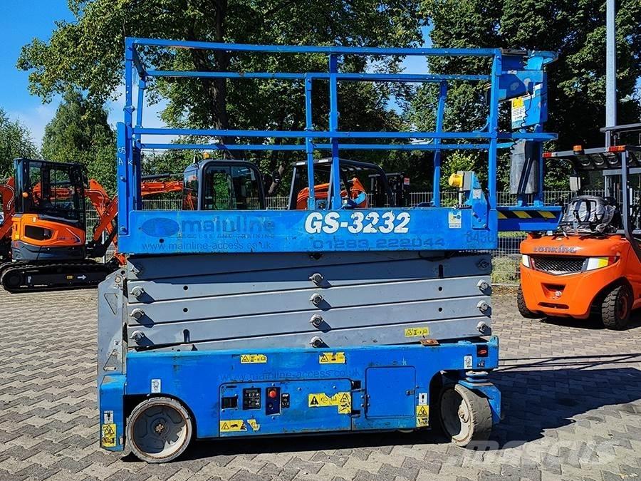 Genie GS-3232 剪式升降機
