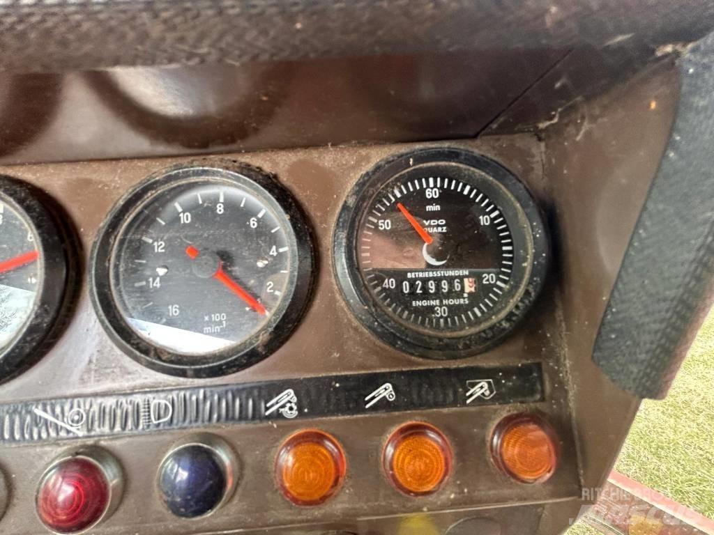 Dronningborg D4500 聯合收穫機
