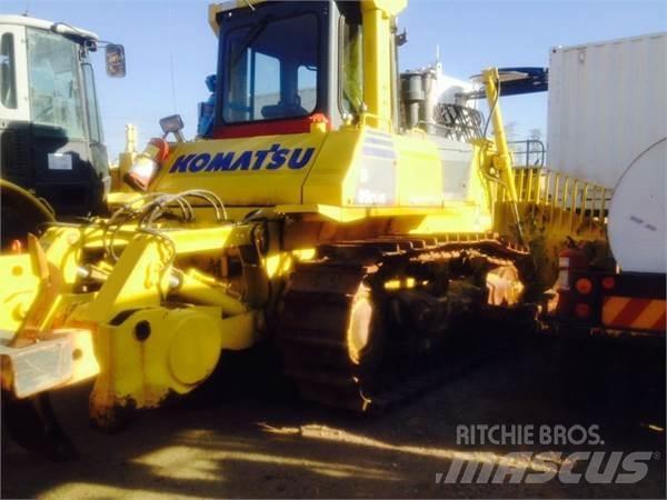 Komatsu D85EX-15 履帶推土機