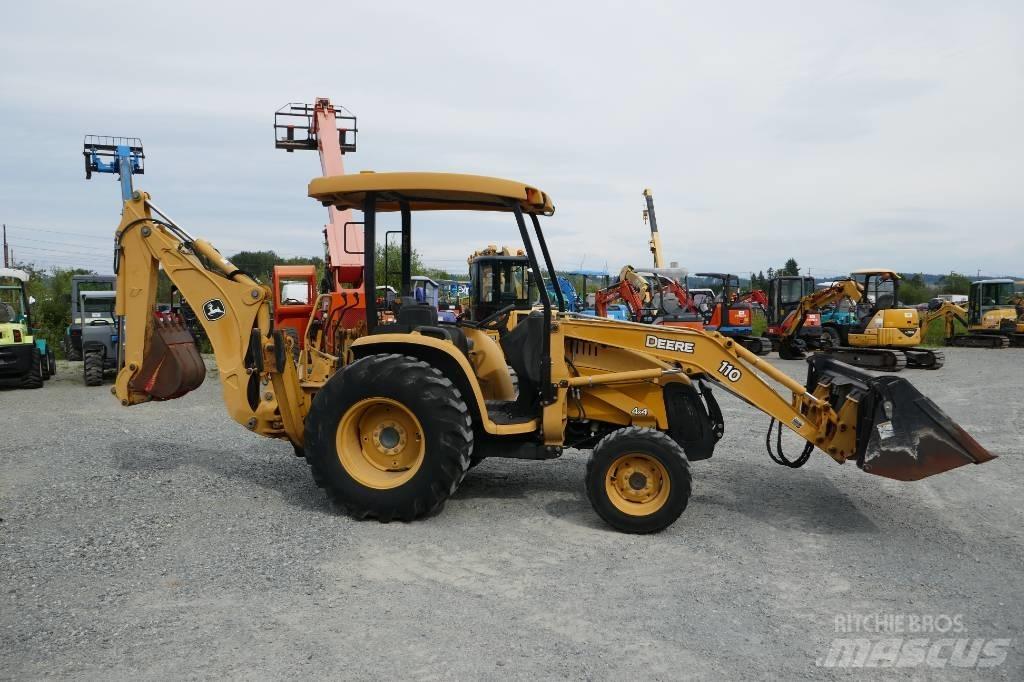 DEERE 110 反鏟裝載機
