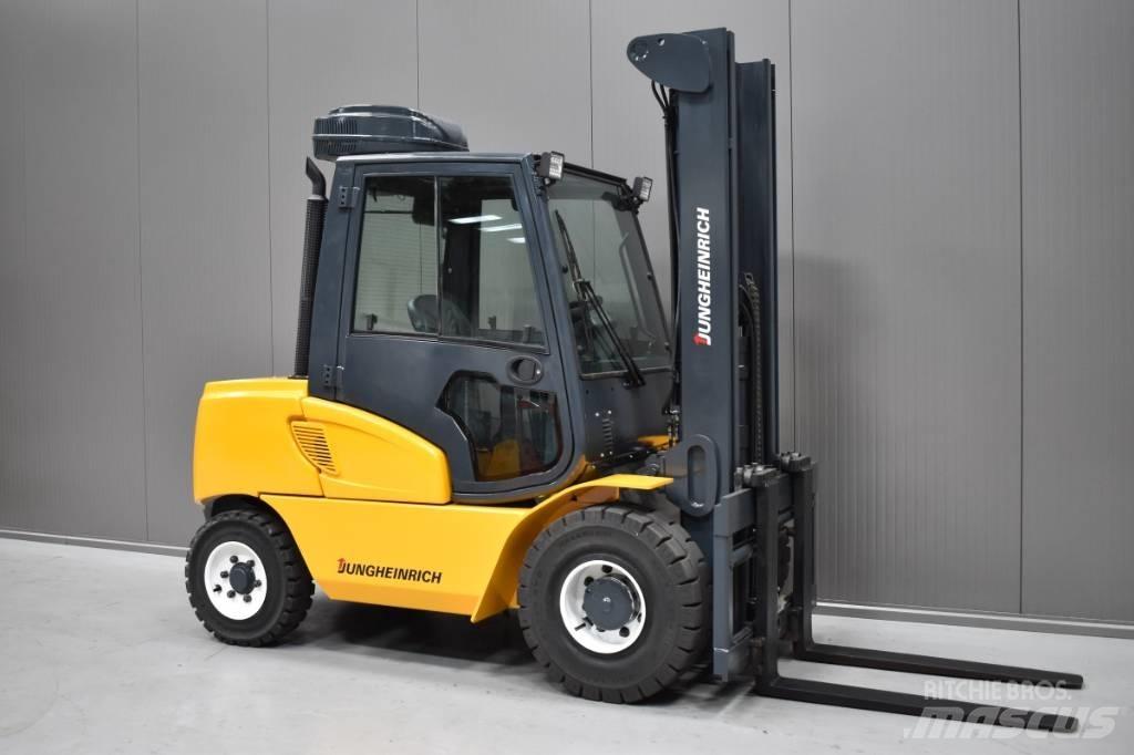 Jungheinrich DFG 550 柴油卡車