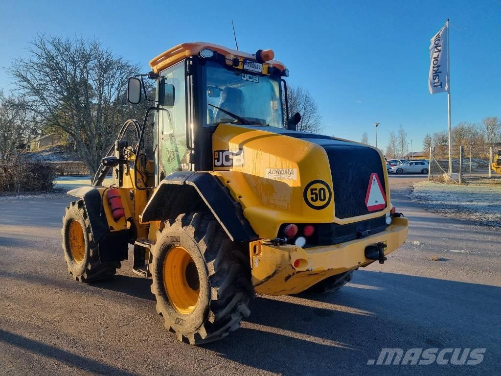 JCB 413S 輪胎式裝載機