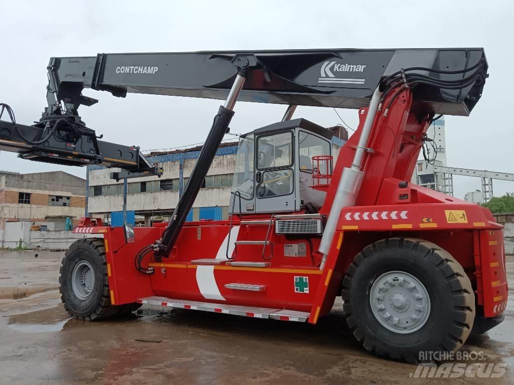 Kalmar DRF 450-60 S6 前伸型堆積機