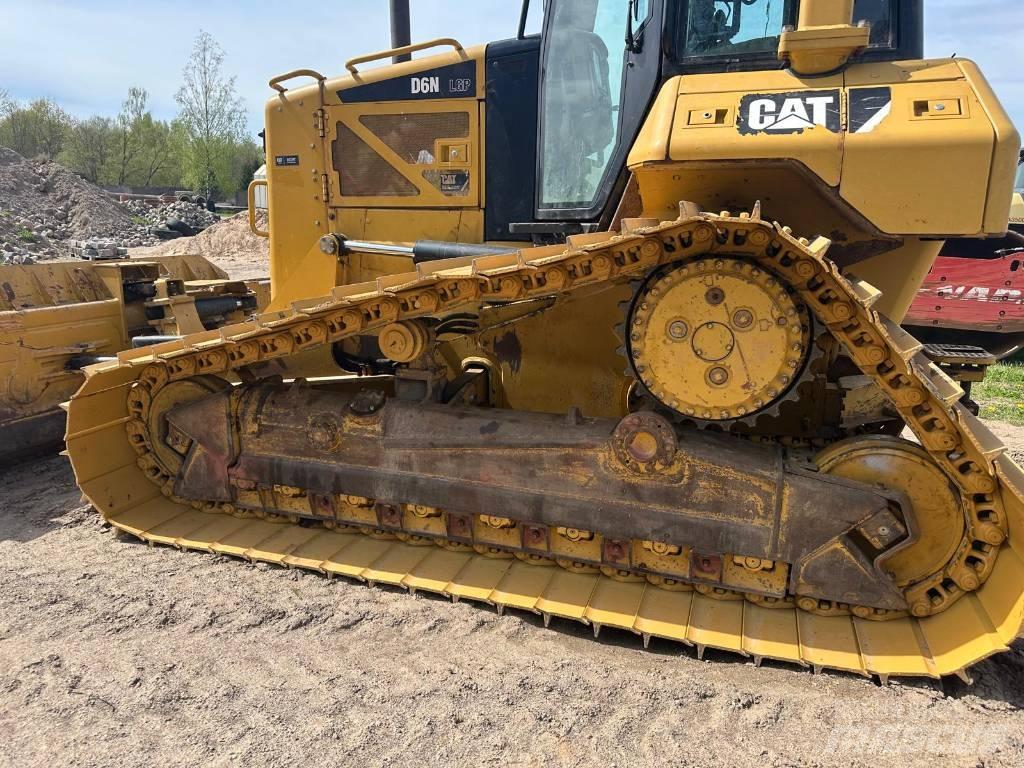 CAT D 6 N 履帶推土機