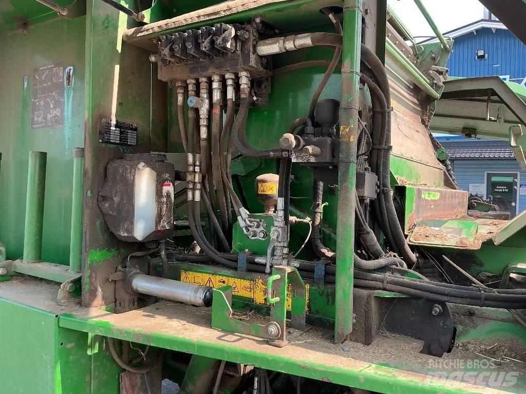 McHale Fusion 2 圓型牧草打包機
