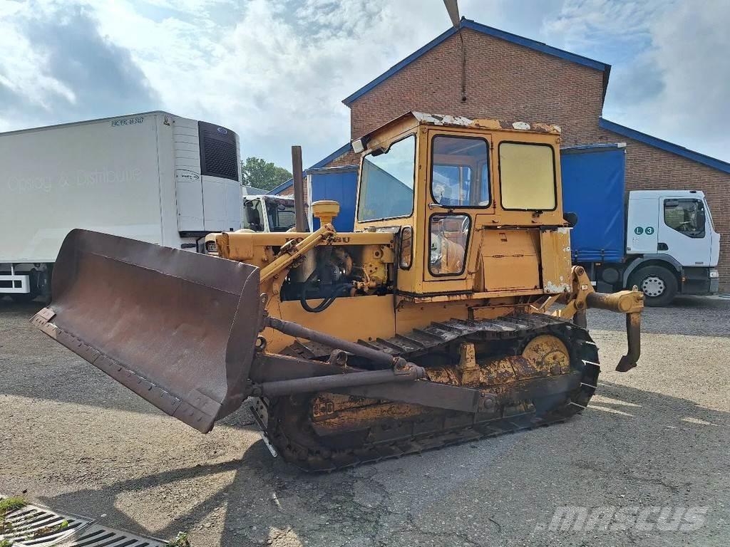 Komatsu D45-1 履帶推土機