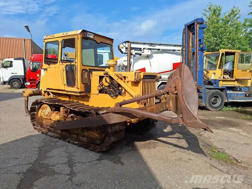 Komatsu D45-1 履帶推土機