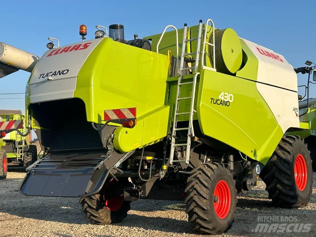 CLAAS Tucano 430 聯合收穫機