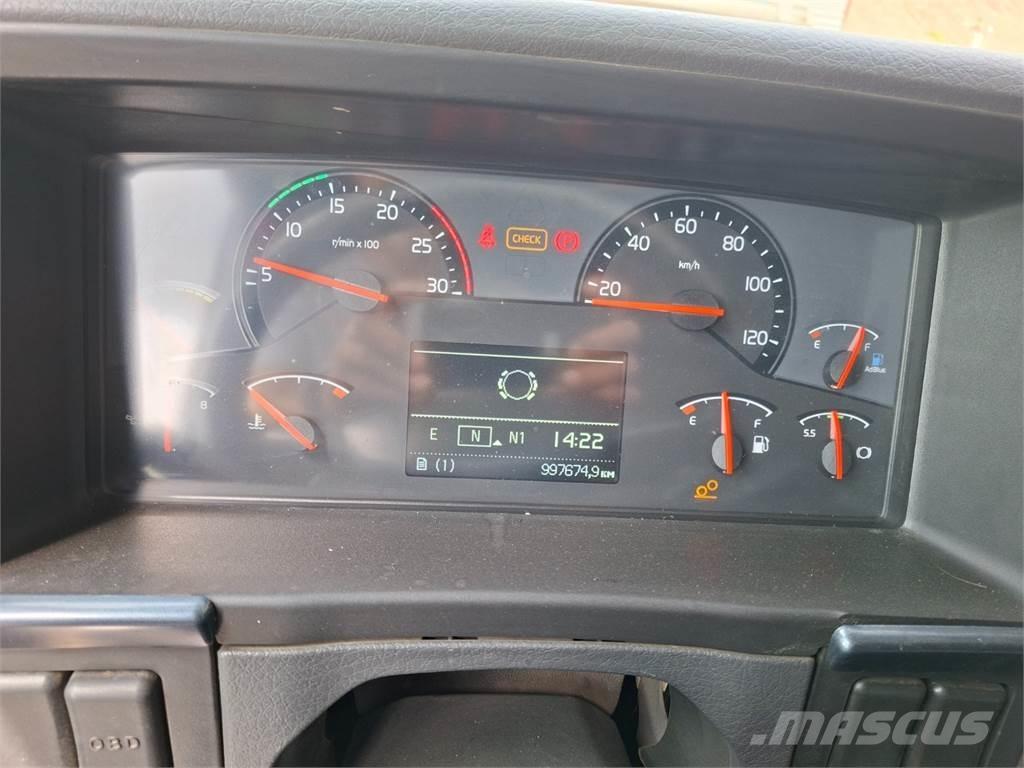 Volvo FH 500 6X2 曳引機組件