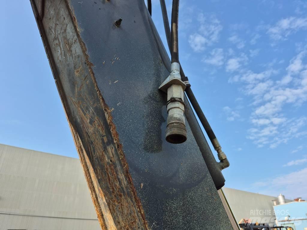 John Deere 310L 反鏟裝載機