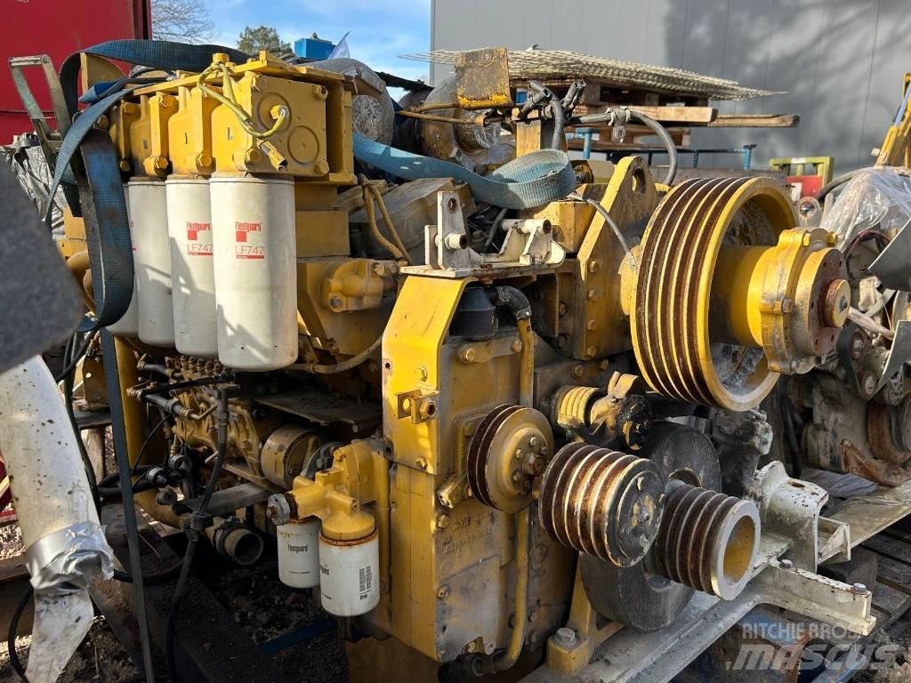 Komatsu SA12V140 引擎/發動機