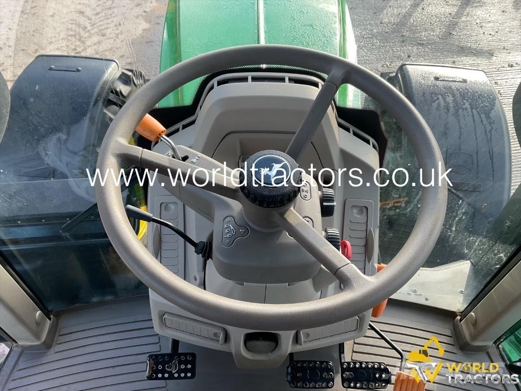 John Deere 6130 M 曳引機