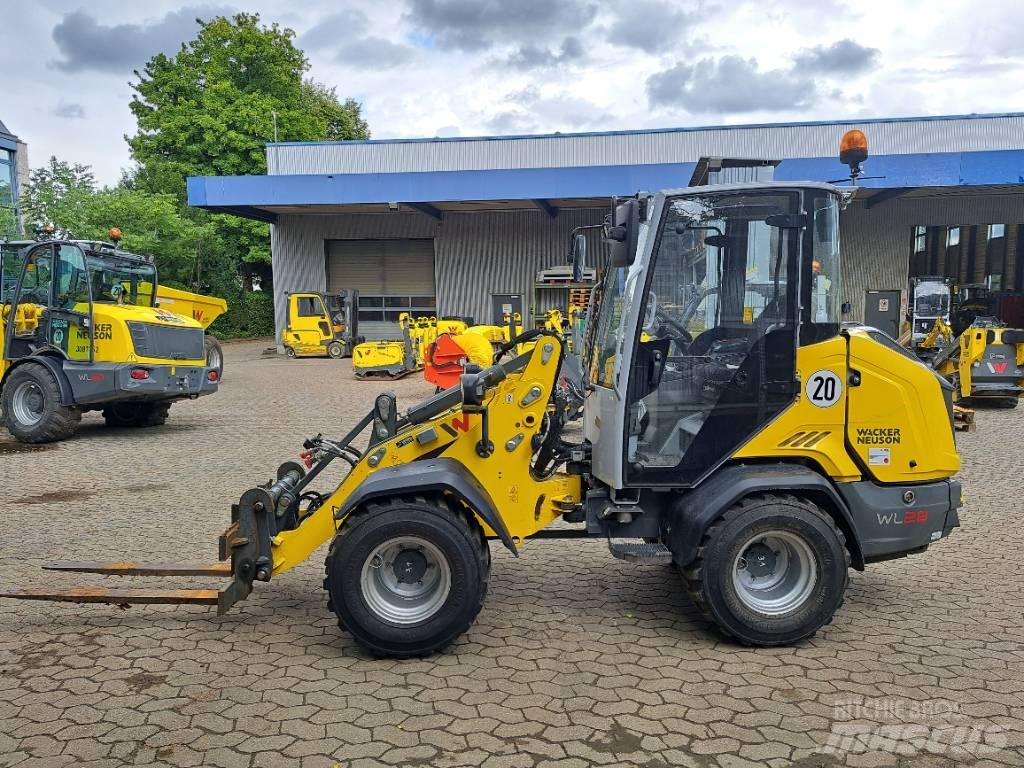 Wacker Neuson WL28 輪胎式裝載機