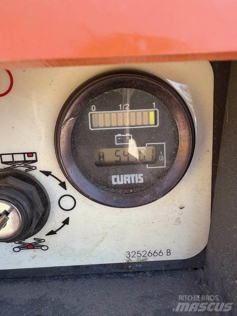 JLG 3969 剪式升降機