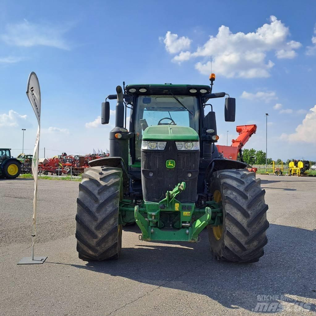 John Deere 7310 R 曳引機