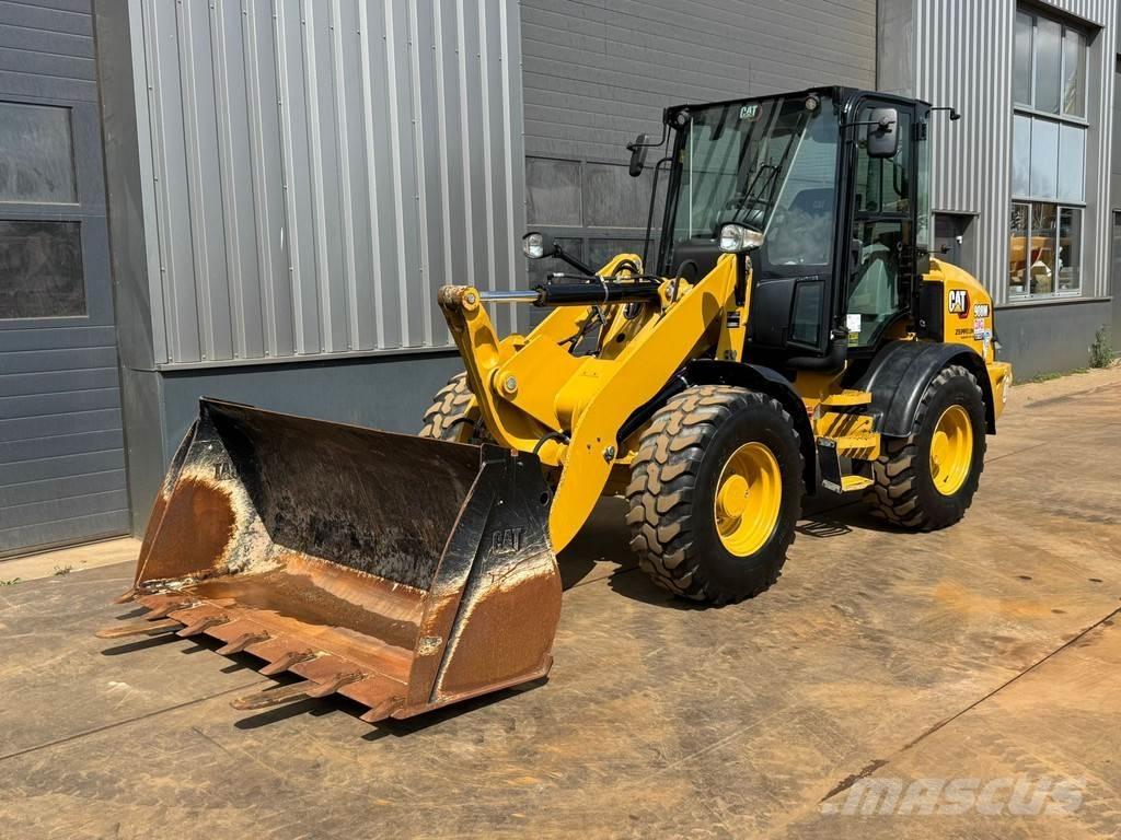 CAT 908M 輪胎式裝載機