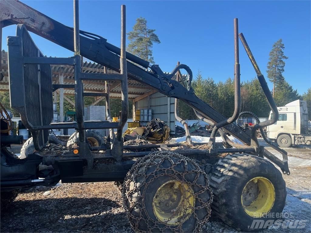 Timberjack 810B 集運機