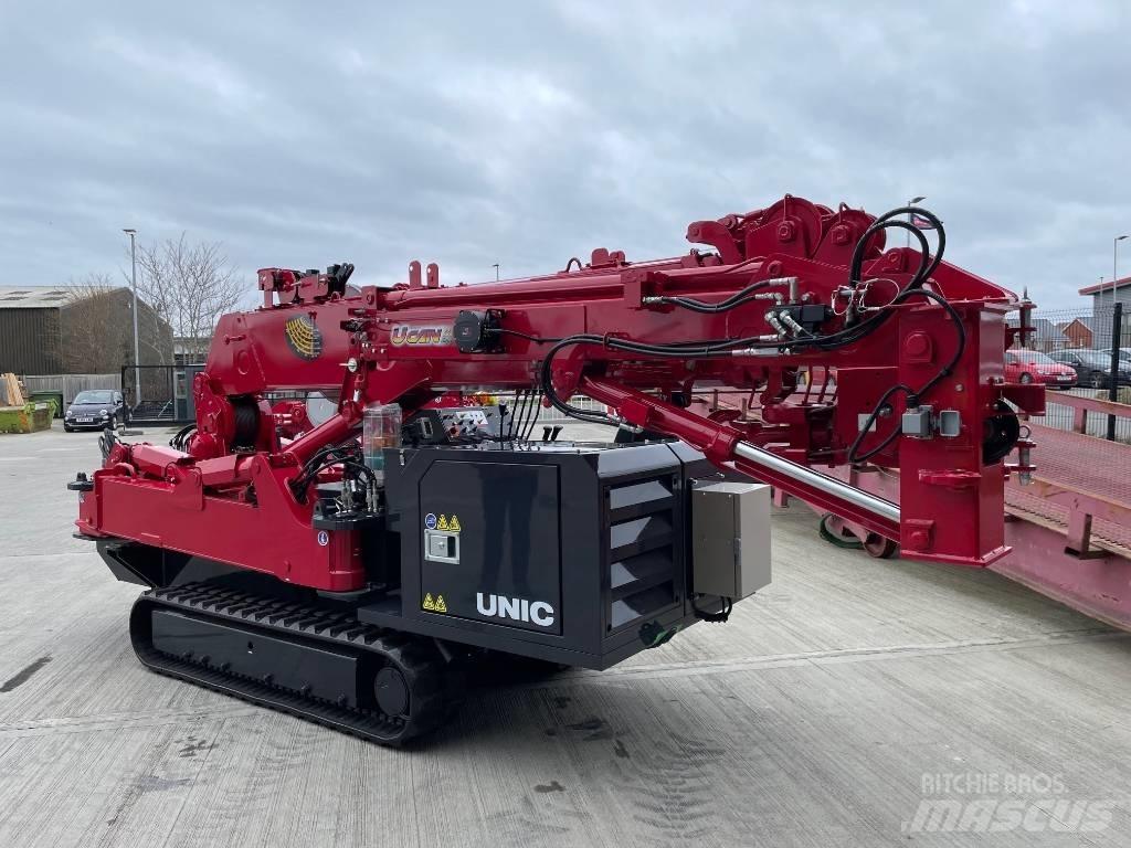 Unic URW-546-2VF 履帶式起重機
