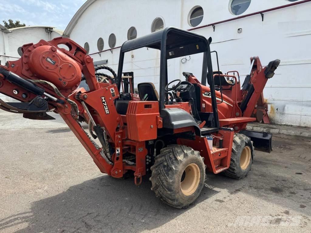 Ditch Witch RT 75 掘溝機