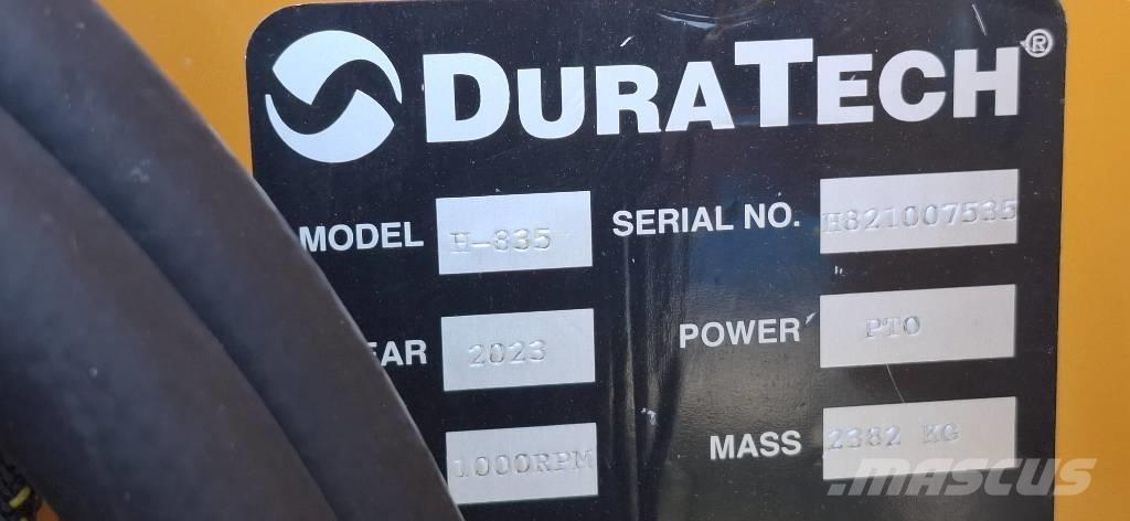 Haybuster H-835 草捆撕碎機、切割機、拆袋機