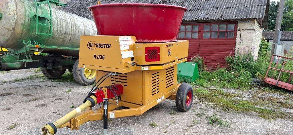 Haybuster H-835 草捆撕碎機、切割機、拆袋機