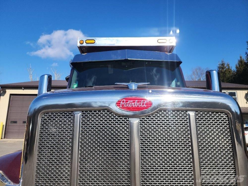 Peterbilt 567 曳引機組件