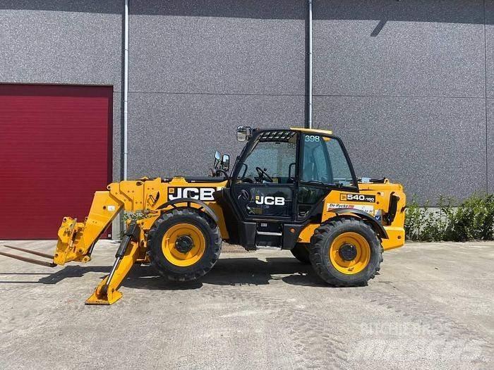 JCB 540-180 伸縮臂操作車