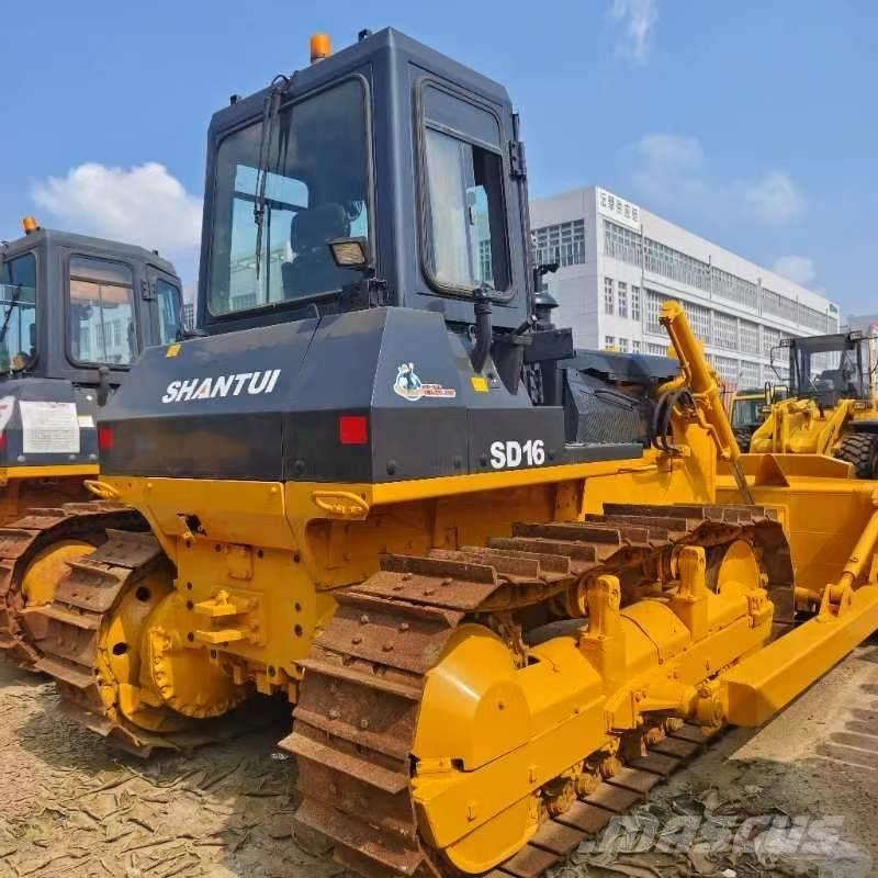 Shantui SD 16 履帶推土機