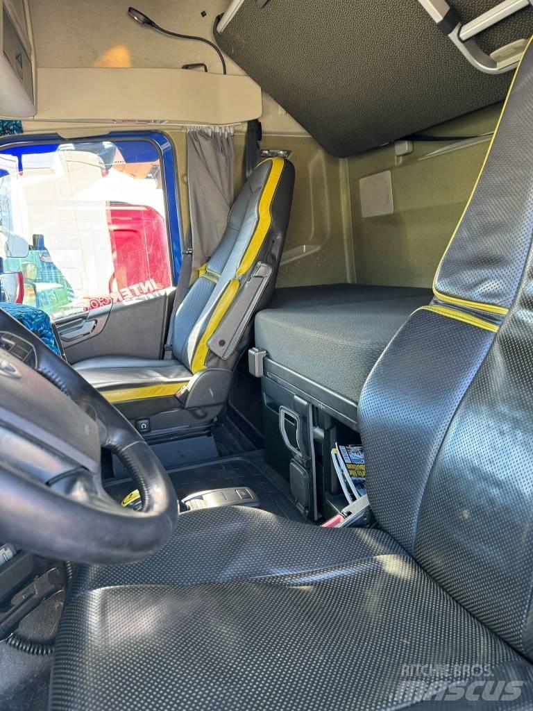 Volvo Fh 16 商用底盤車