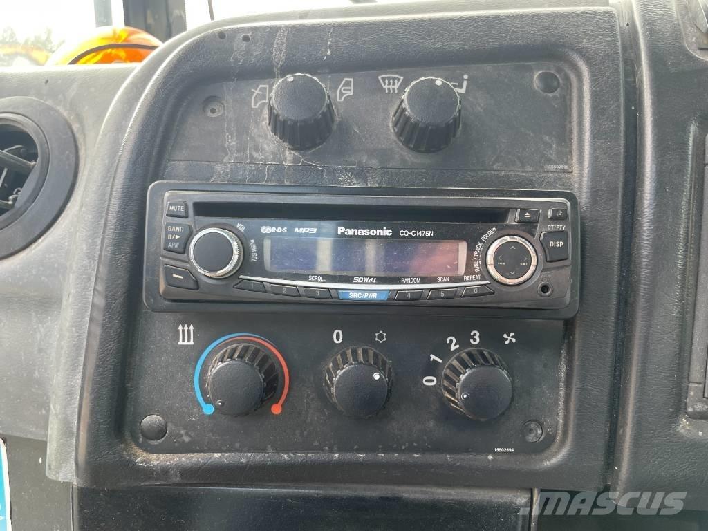 Terex TA 400 鉸接式起吊車