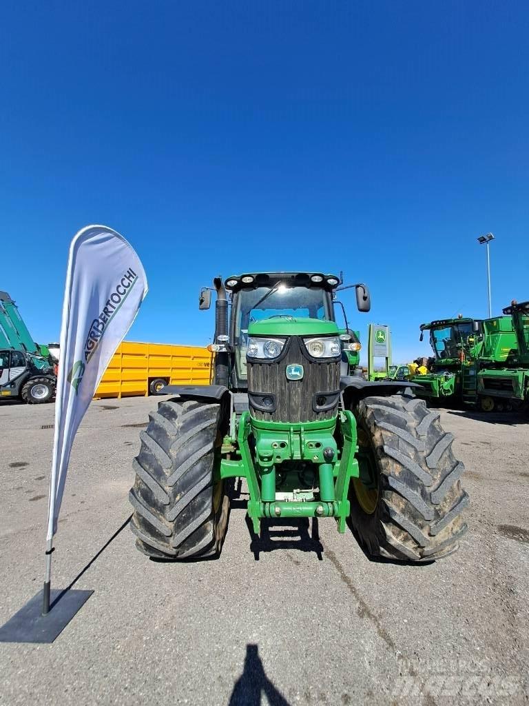 John Deere 6210 R 曳引機
