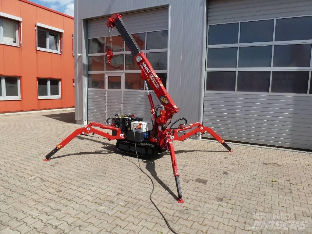 Unic URW-094 小型起重機