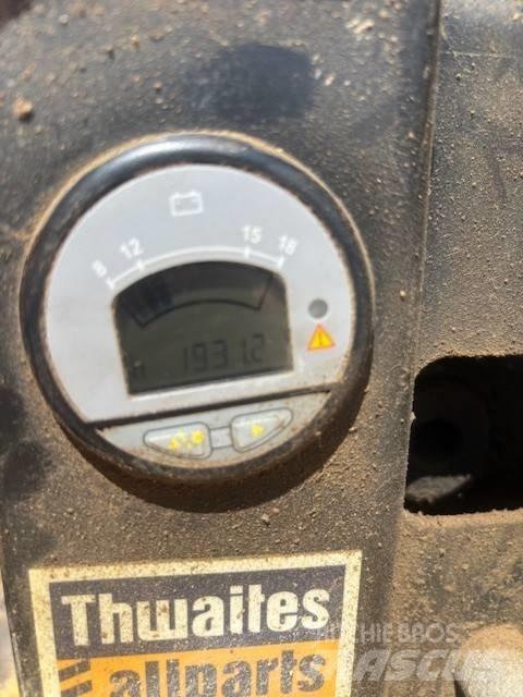 Thwaites 6T 側卸礦車