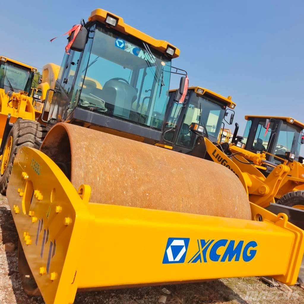 XCMG XS263J 單輪滾壓機