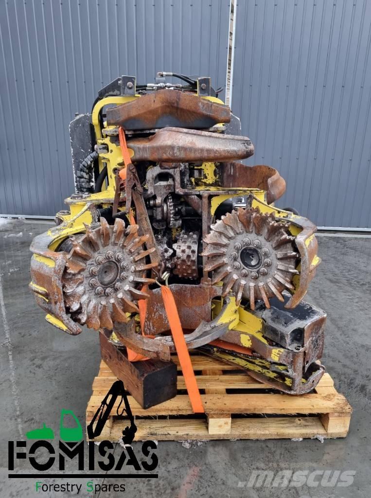 John Deere H414 收穫機頭